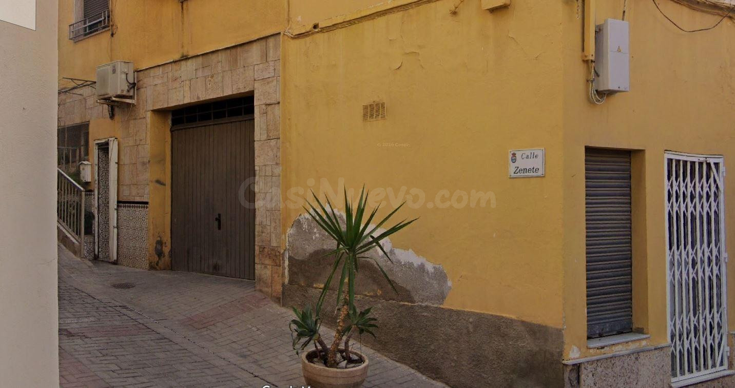 SE VENDE inmueble ALQUILADO en Gádor - foto 2