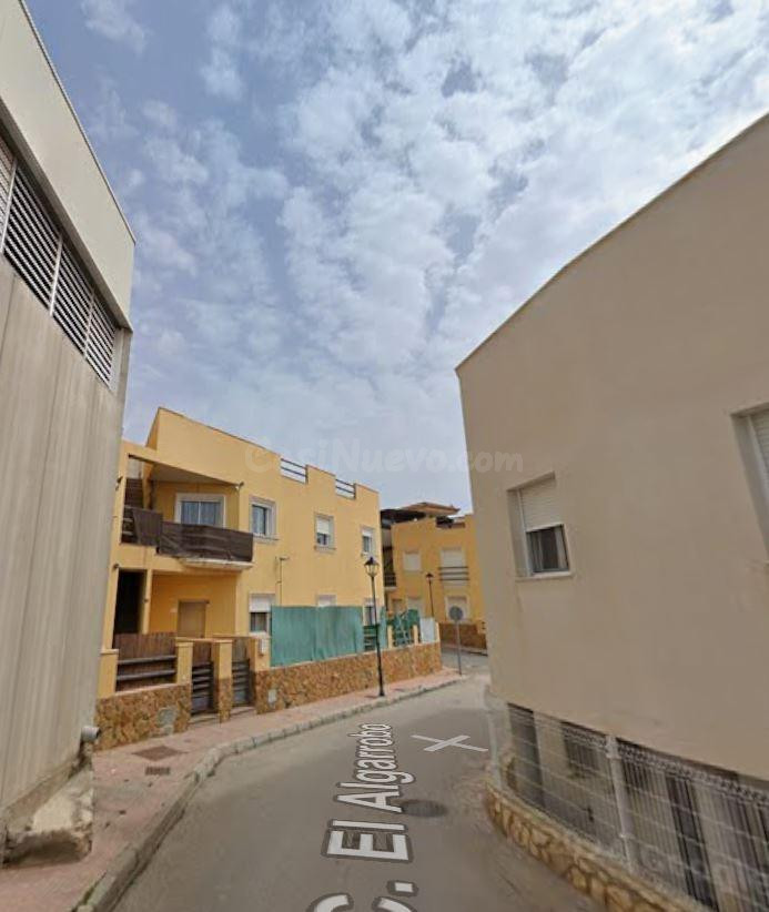 SE VENDE inmueble ALQUILADO en Cuevas del Almanzora