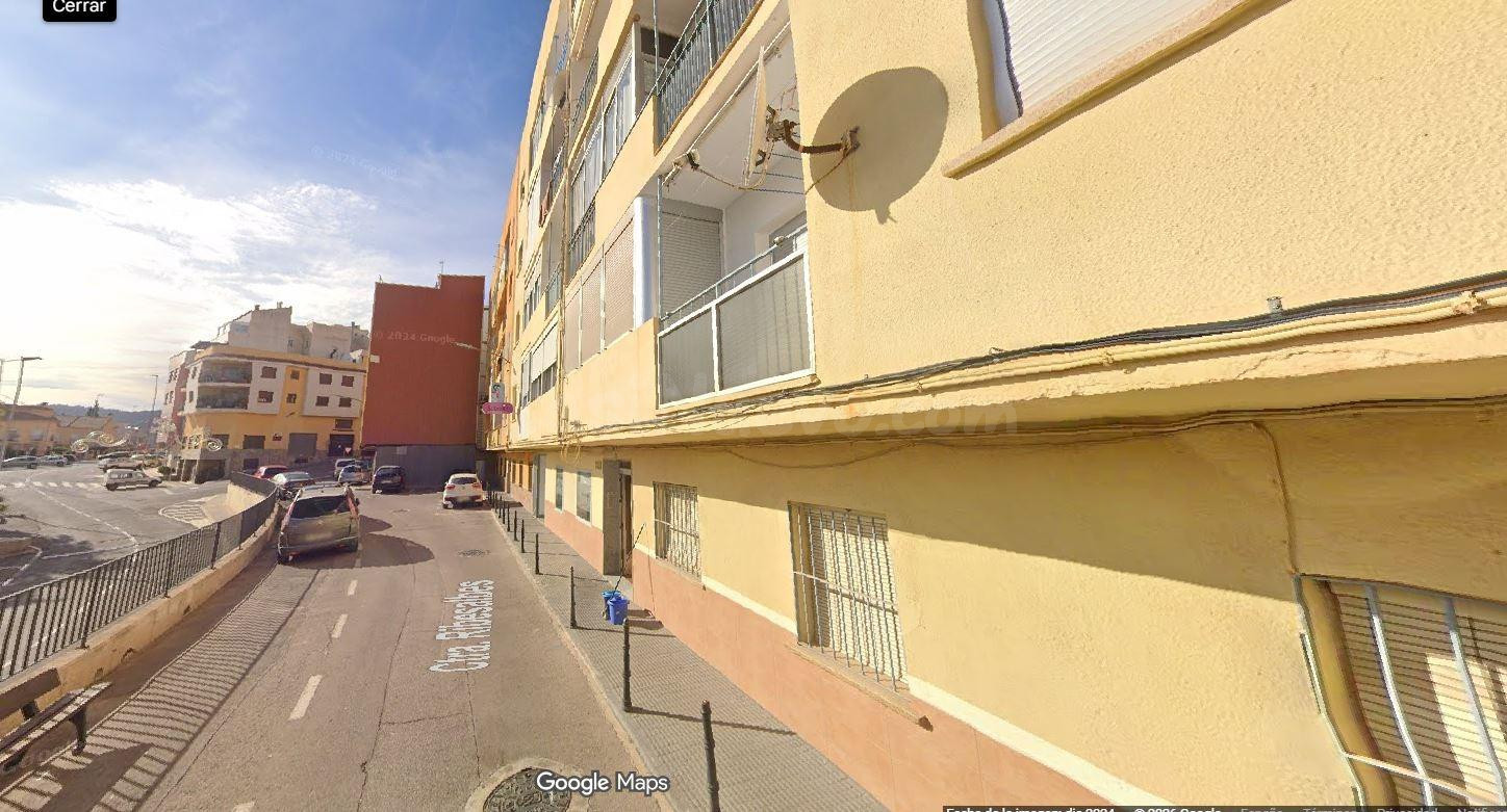 SE VENDE inmueble ALQUILADO en Alcora (l')