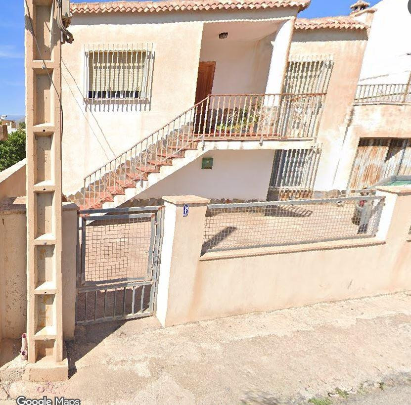 SE VENDE inmueble ALQUILADO en Berja