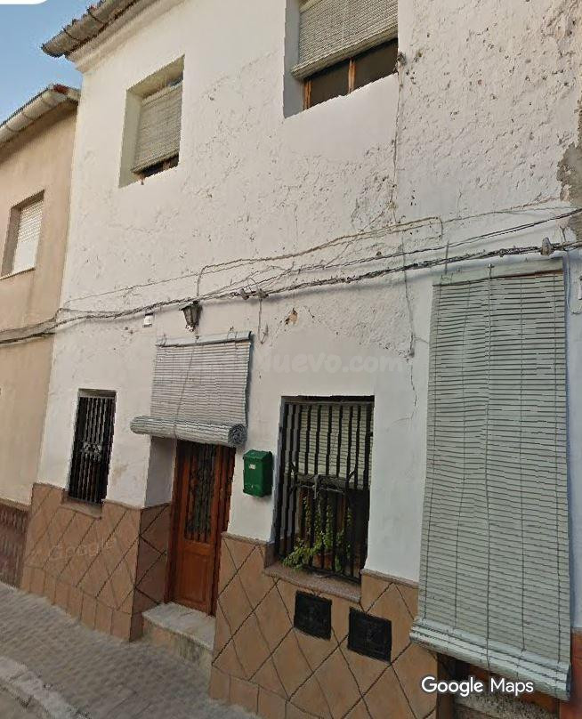 SE VENDE inmueble ALQUILADO en Manuel - foto 3