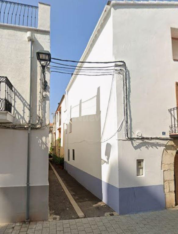 SE VENDE inmueble ALQUILADO en Salzadella (la)