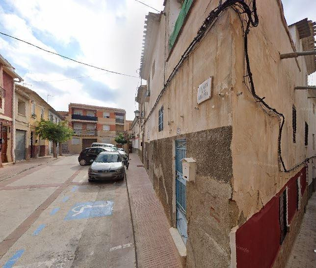 SE VENDE inmueble ALQUILADO en Mula - foto 3