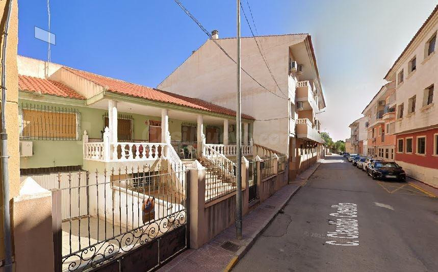 SE VENDE inmueble ALQUILADO en Ceutí - foto 3