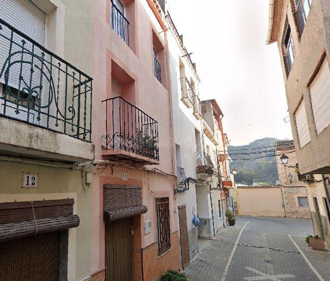 SE VENDE inmueble ALQUILADO en Lorcha/Orxa (l')