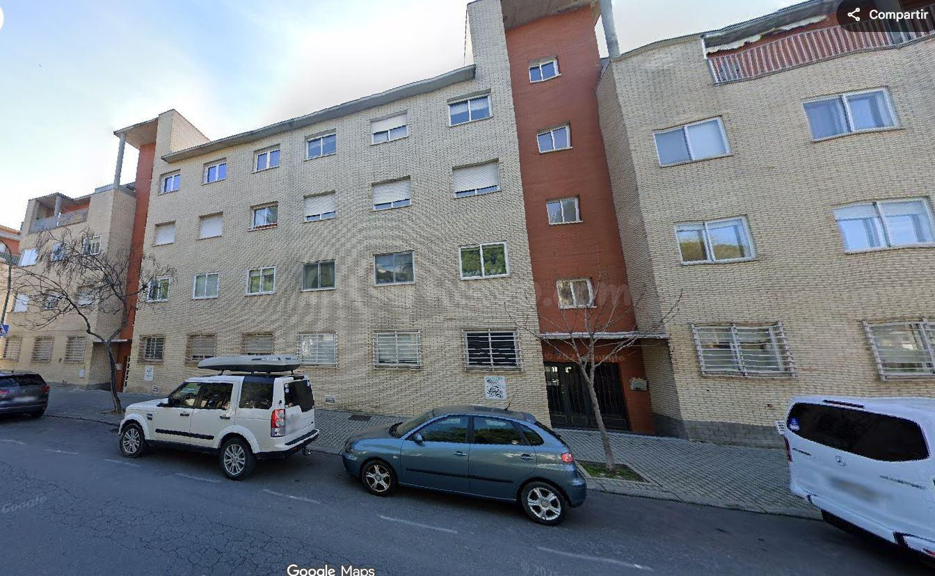 SE VENDE inmueble ALQUILADO en Collado Villalba