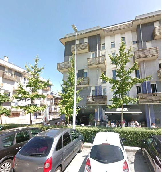 SE VENDE inmueble ALQUILADO en Santa Cruz de Bezana - foto 2