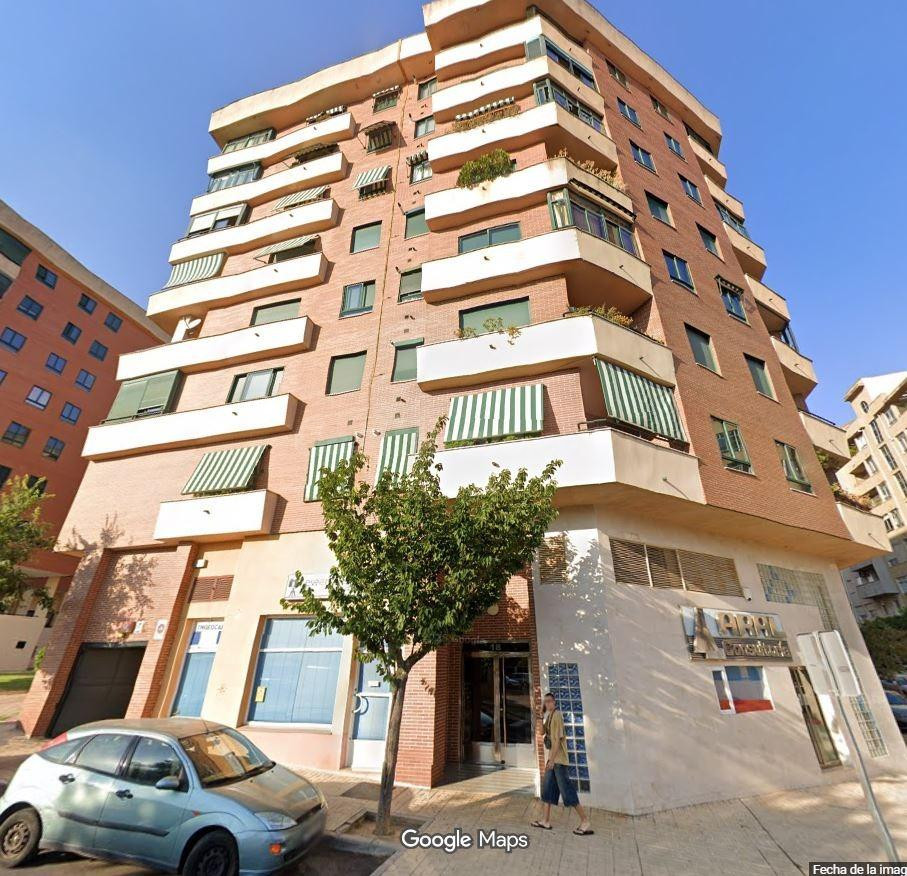 SE VENDE inmueble ALQUILADO en Cáceres