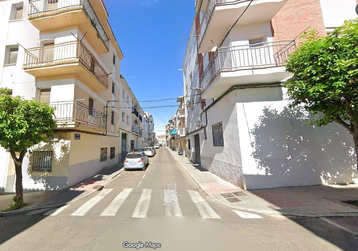 SE VENDE inmueble ALQUILADO en Coria - foto 3