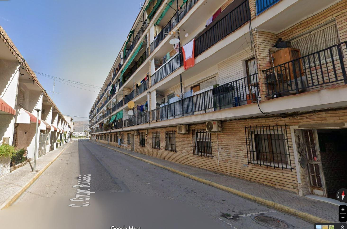 SE VENDE inmueble ALQUILADO en Beniel
