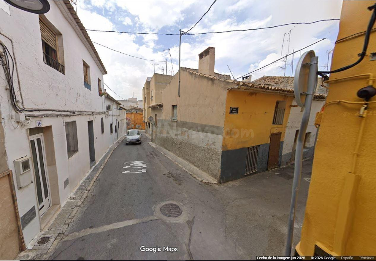 SE VENDE inmueble ALQUILADO en Villena - foto 2
