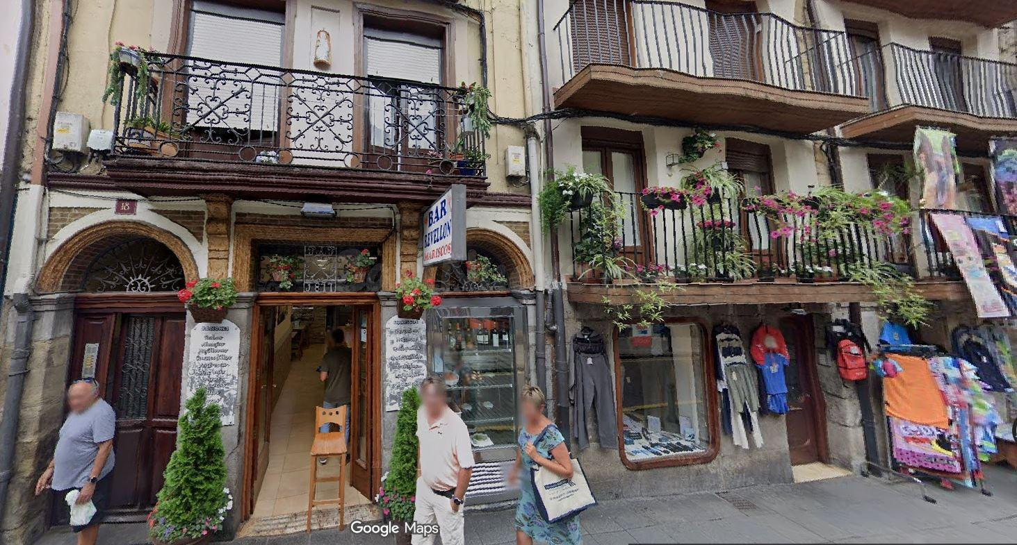 SE VENDE inmueble ALQUILADO en Laredo - foto 2