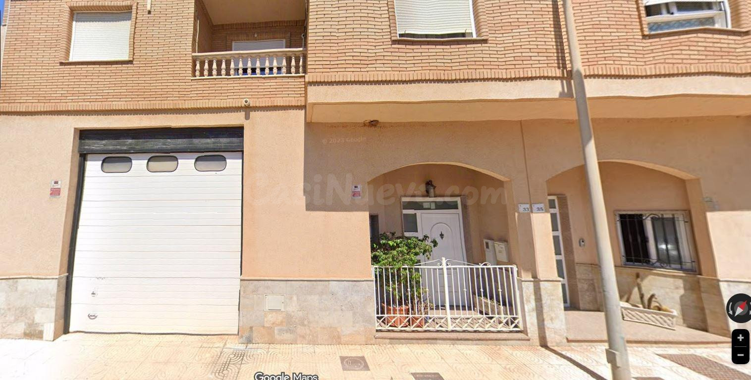 SE VENDE inmueble ALQUILADO en Vícar - foto 2