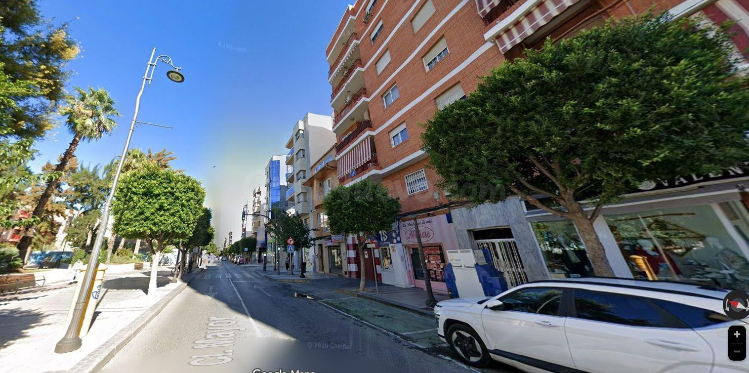 SE VENDE inmueble ALQUILADO en Alcantarilla - foto 2
