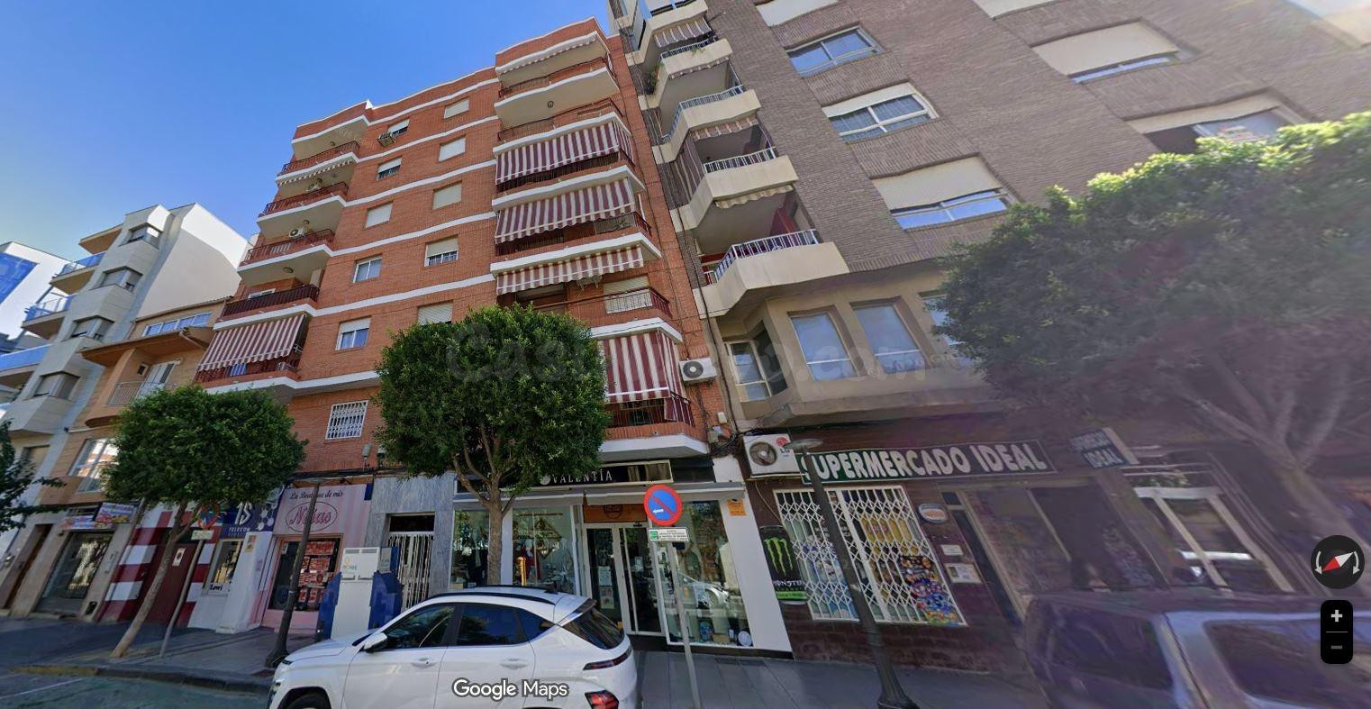 SE VENDE inmueble ALQUILADO en Alcantarilla - foto 3