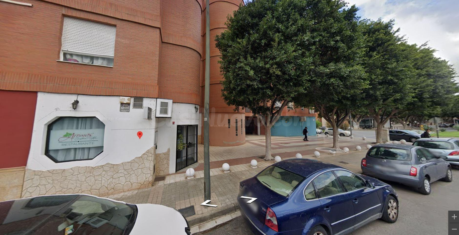 SE VENDE inmueble ALQUILADO en Almería