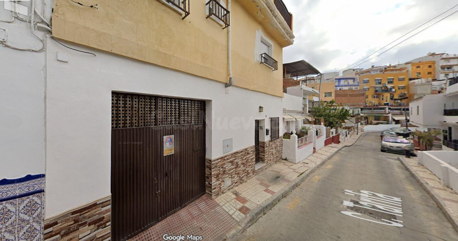 SE VENDE inmueble ALQUILADO en Málaga - foto 3