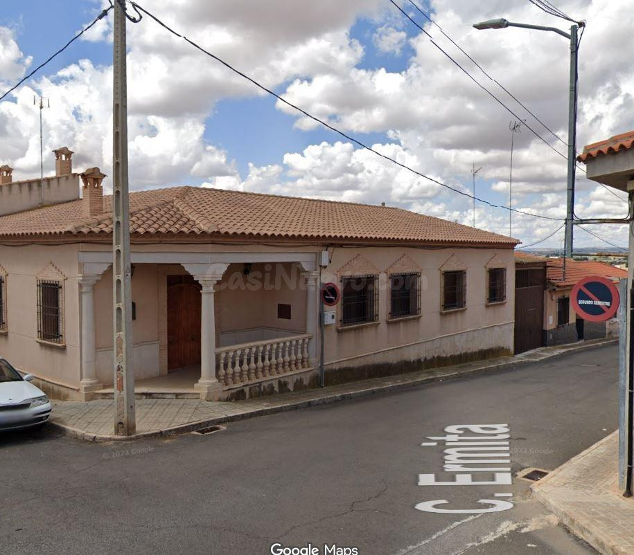 SE VENDE inmueble ALQUILADO en Bolaños de Calatrava - foto 2