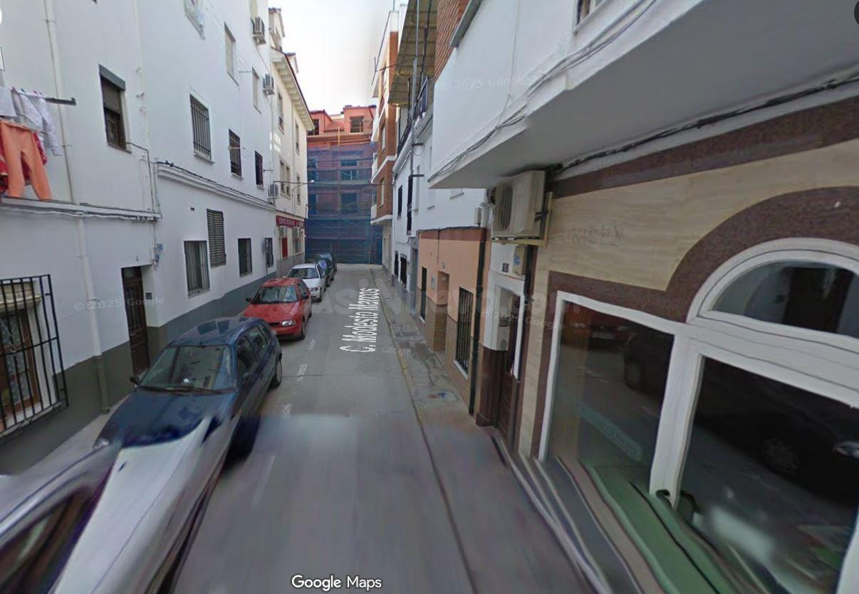 SE VENDE inmueble ALQUILADO en Navalmoral de la Mata - foto 4