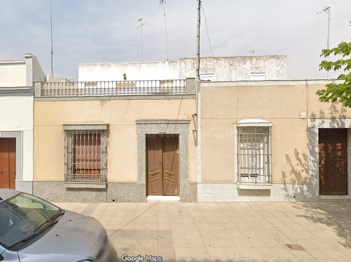 SE VENDE inmueble ALQUILADO en Almendralejo - foto 2