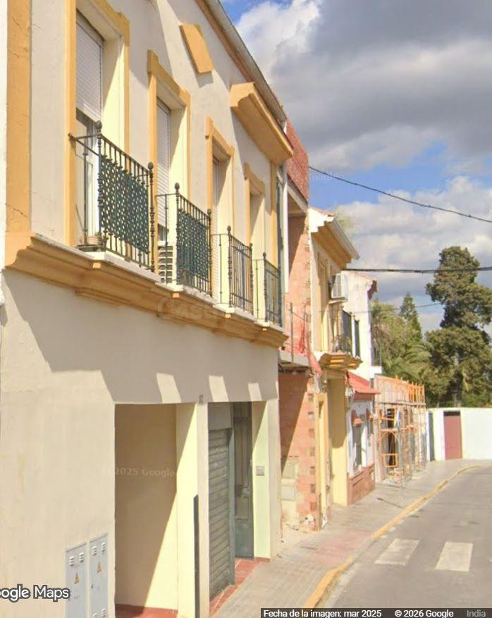 SE VENDE inmueble ALQUILADO en Castilleja de la Cuesta - foto 3