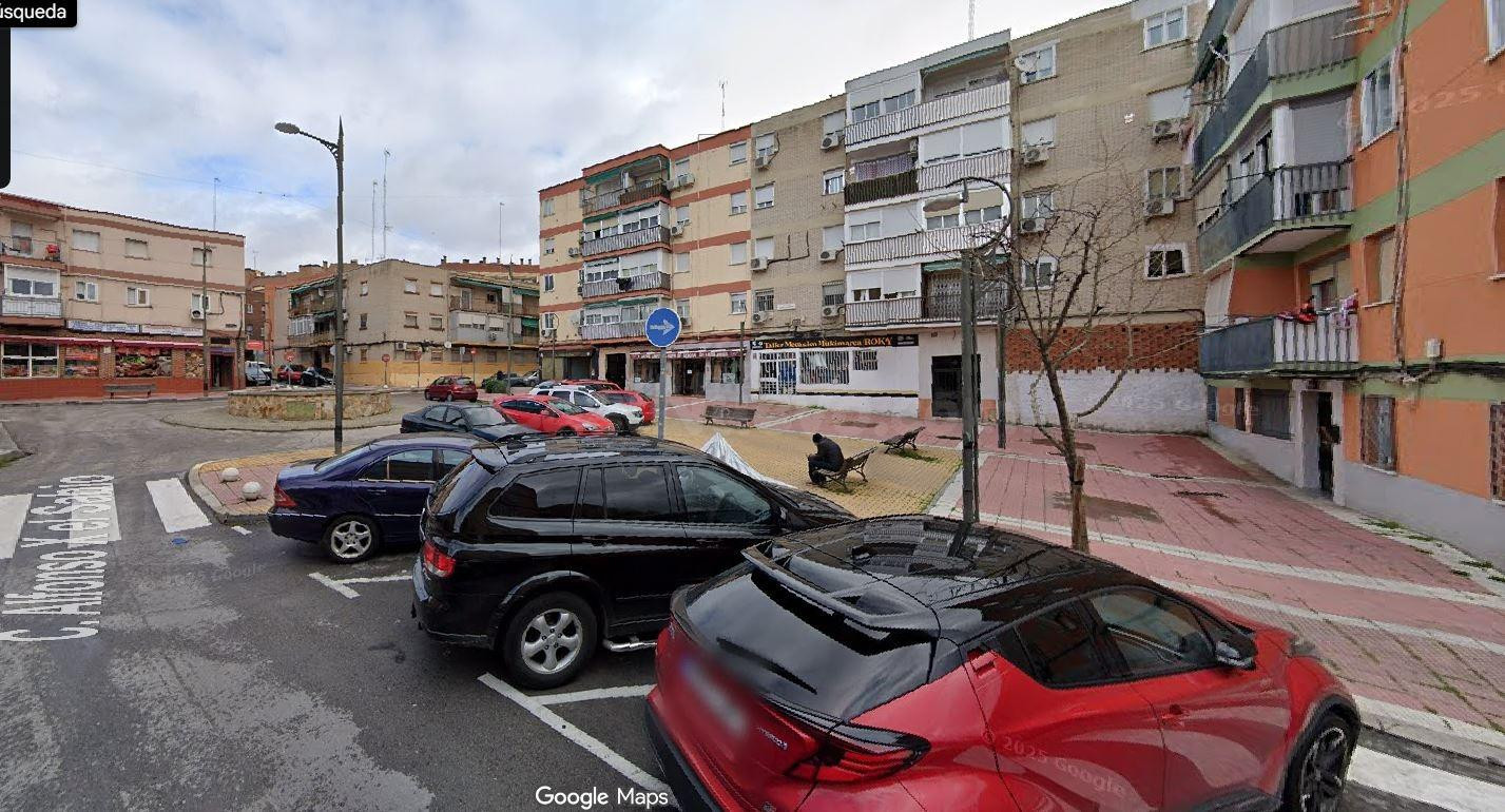 SE VENDE inmueble ALQUILADO en Parla - foto 2