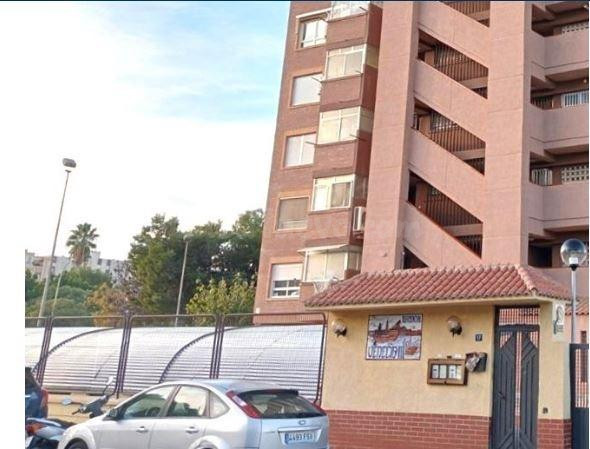 SE VENDE inmueble ALQUILADO en Alicante/Alacant - foto 2