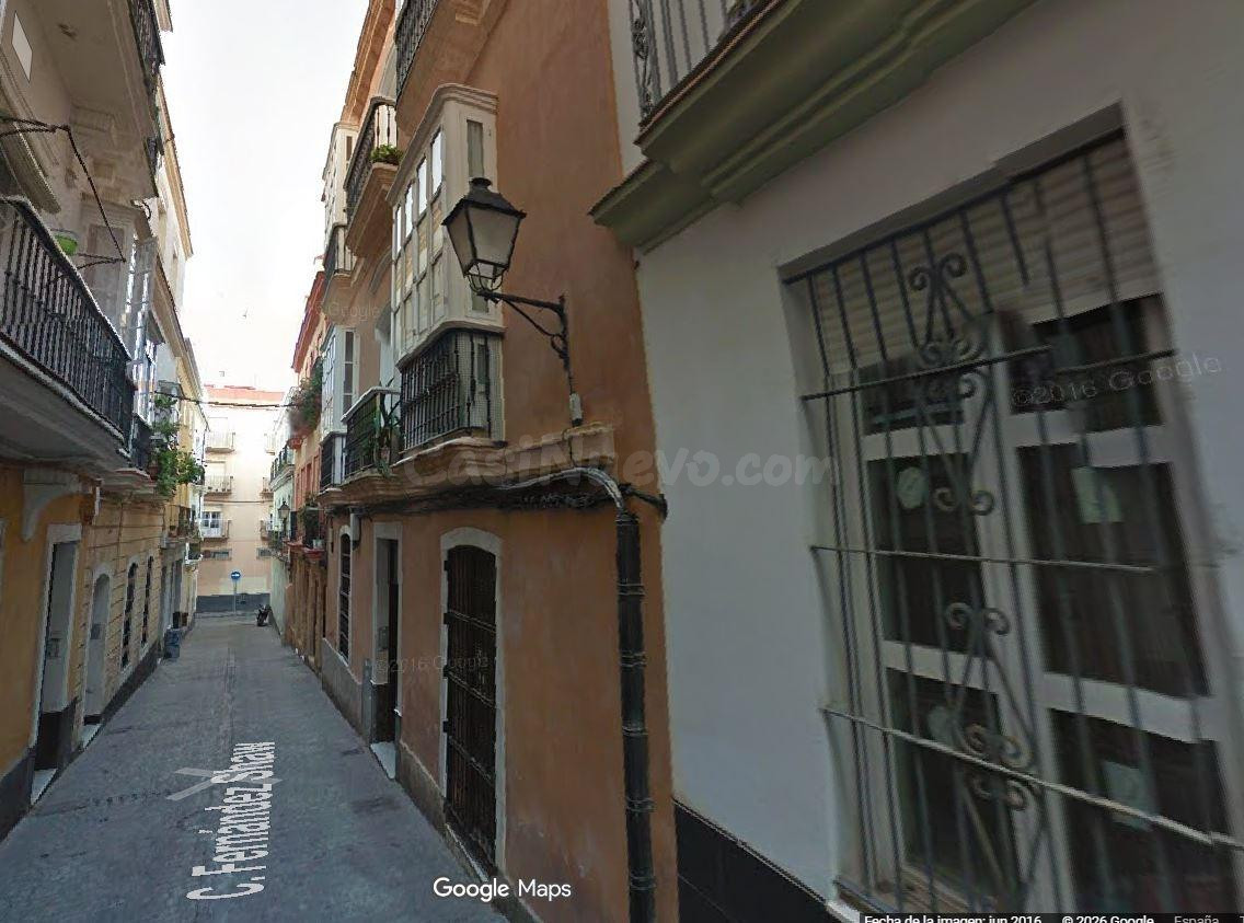 SE VENDE inmueble ALQUILADO en Cádiz