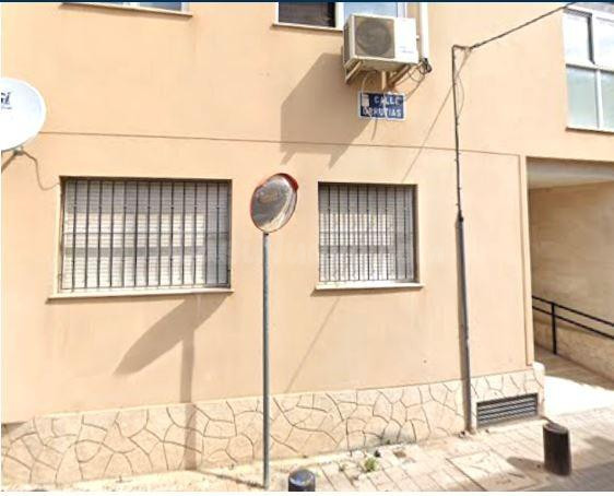 SE VENDE inmueble + garaje ALQUILADO en Murcia