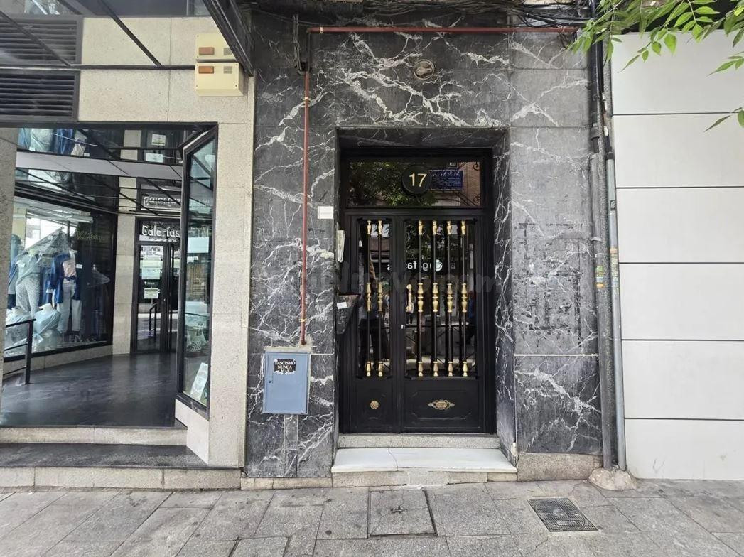 SE VENDE inmueble ALQUILADO en Alcorcón