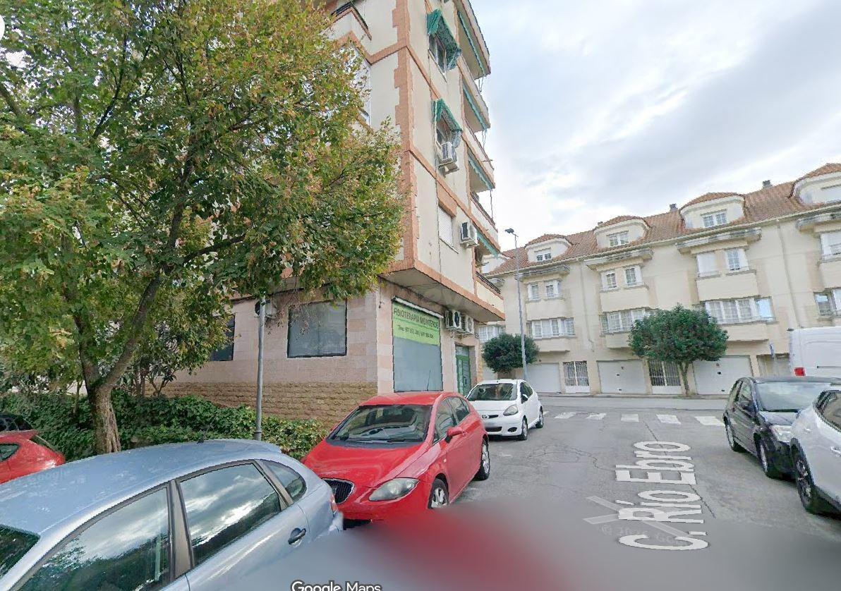 SE VENDE inmueble ALQUILADO en Navalmoral de la Mata - foto 2