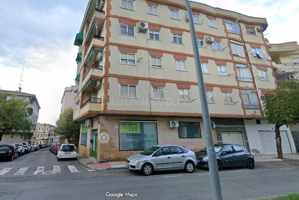 SE VENDE inmueble ALQUILADO en Navalmoral de la Mata - foto 4