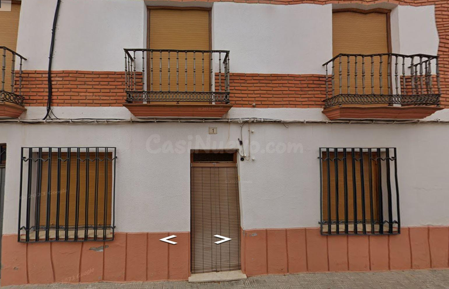 SE VENDE inmueble ALQUILADO en Villarrobledo