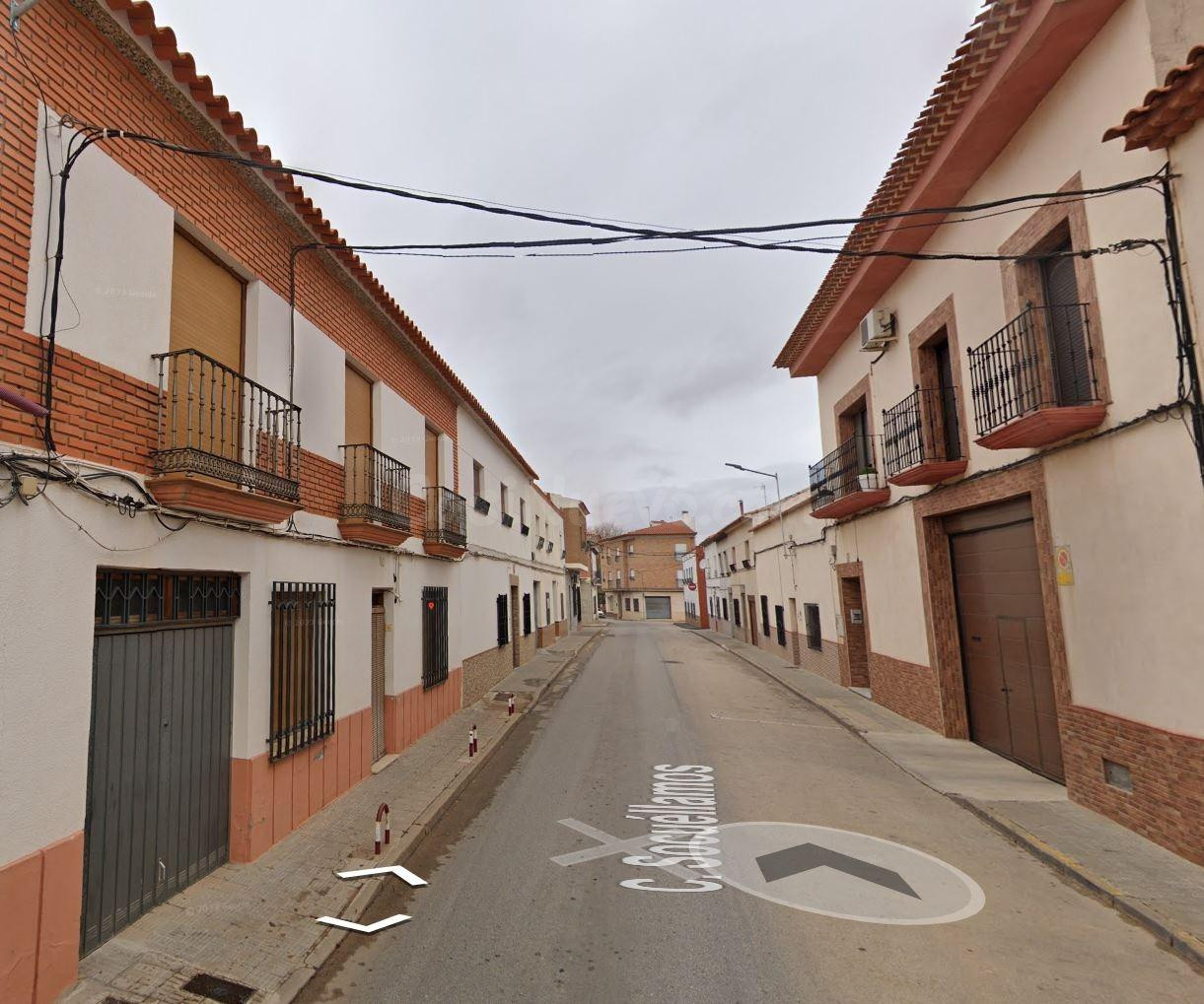 SE VENDE inmueble ALQUILADO en Villarrobledo - foto 3