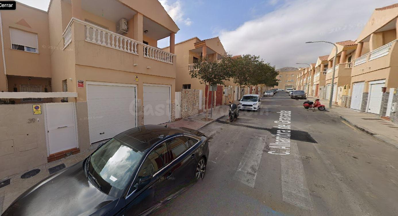 SE VENDE inmueble ALQUILADO en Huércal de Almería - foto 3