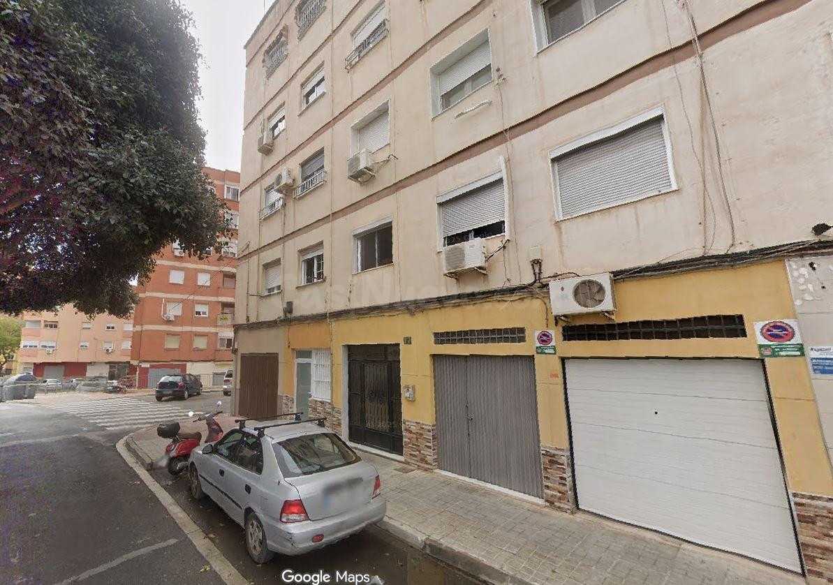 Oportunidad inversión inmobiliaria en Almería capital (2 hab - foto 2