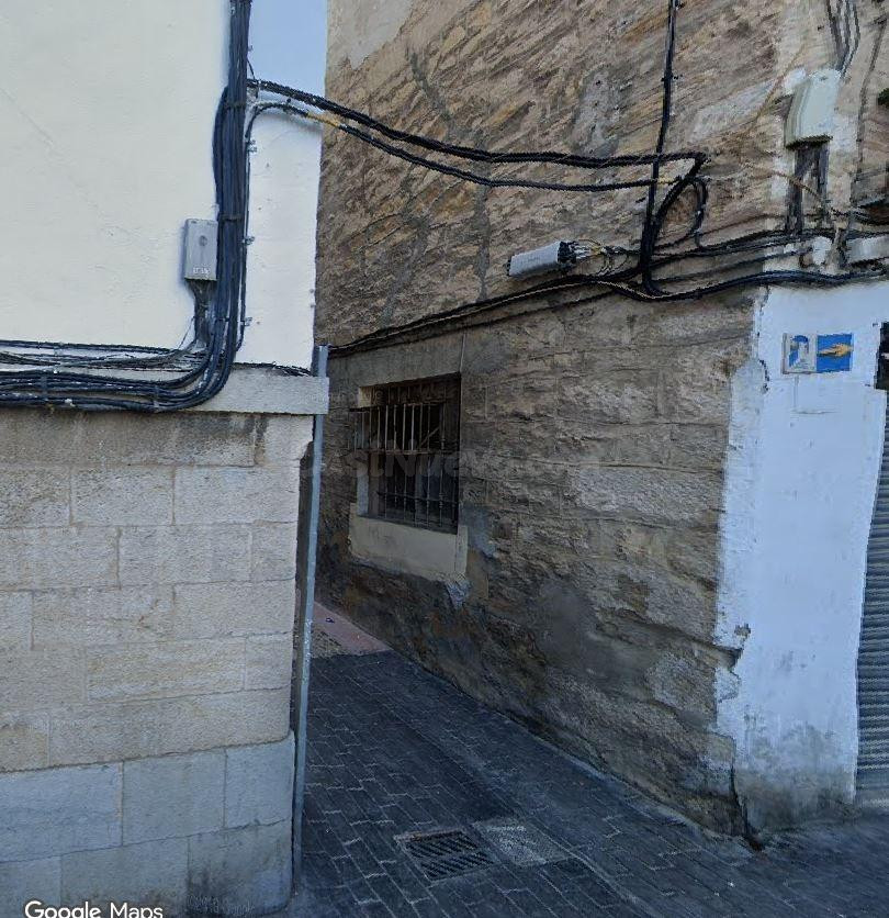 SE VENDE inmueble ALQUILADO en Jaén - foto 2