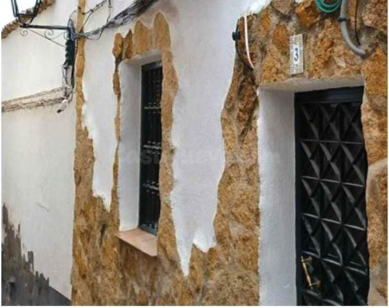 SE VENDE inmueble ALQUILADO en Jaén - foto 3