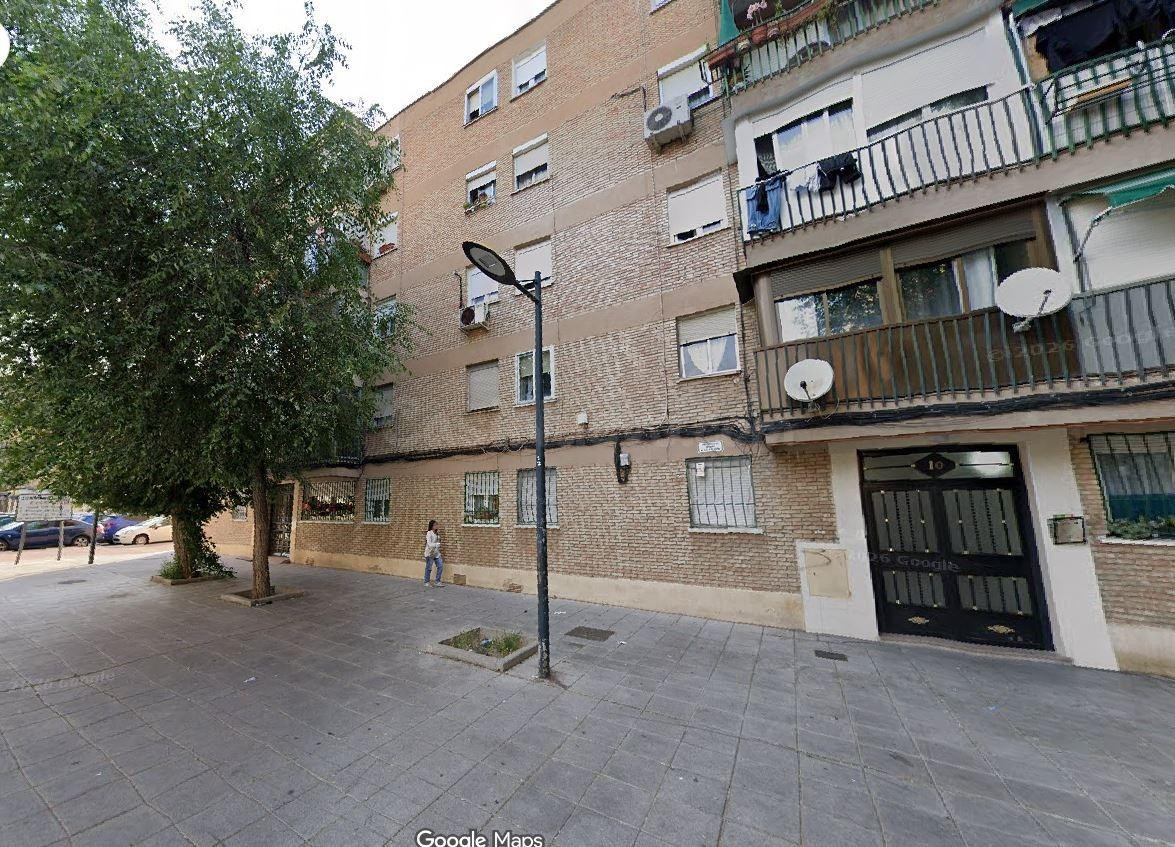 SE VENDE inmueble ALQUILADO en Parla - foto 3
