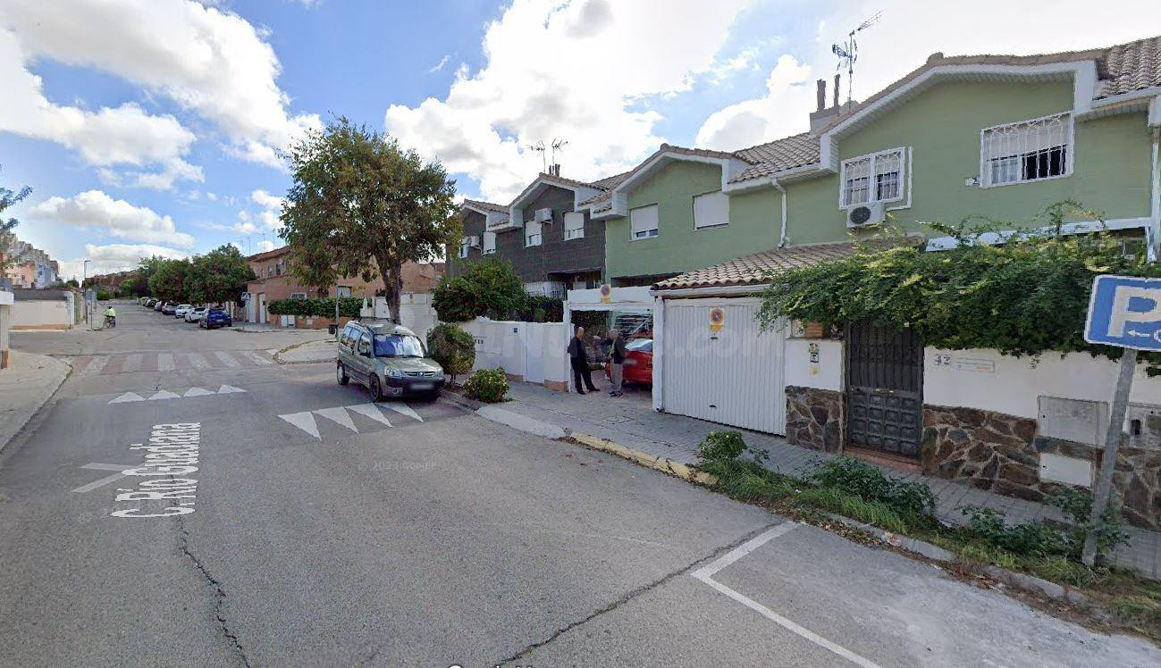 SE VENDE inmueble ALQUILADO en Ontígola - foto 4