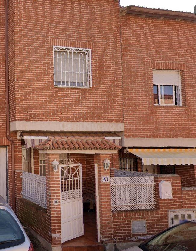SE VENDE inmueble ALQUILADO en Chozas de Canales - foto 3