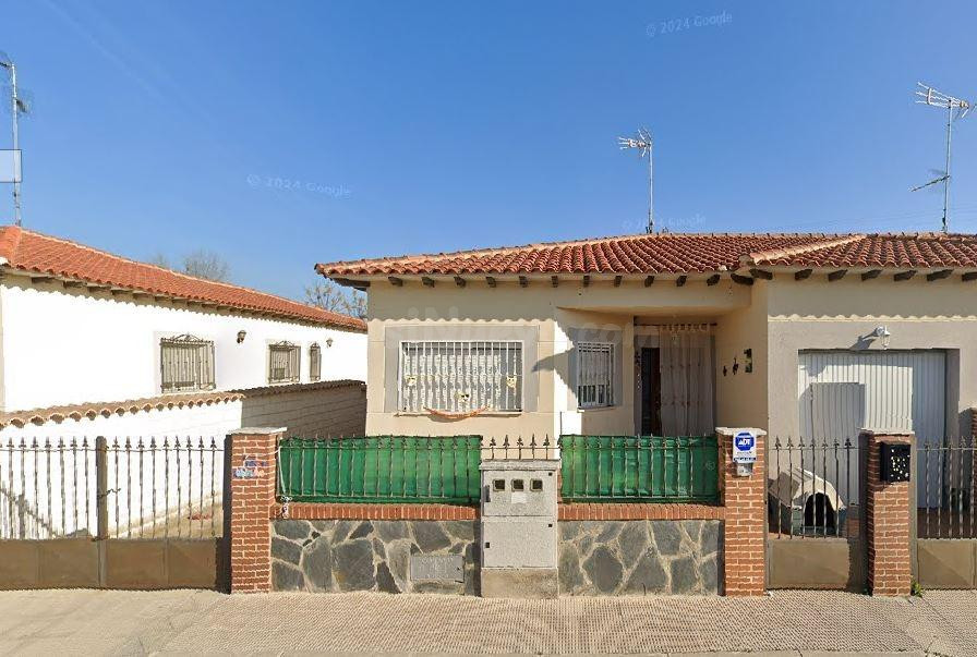 SE VENDE inmueble ALQUILADO en Villamiel de Toledo