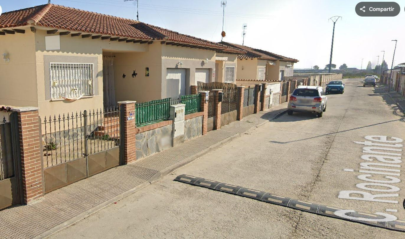 SE VENDE inmueble ALQUILADO en Villamiel de Toledo - foto 4
