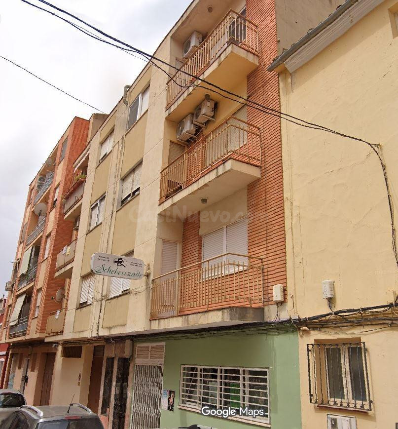 SE VENDE inmueble ALQUILADO en Almansa - foto 4