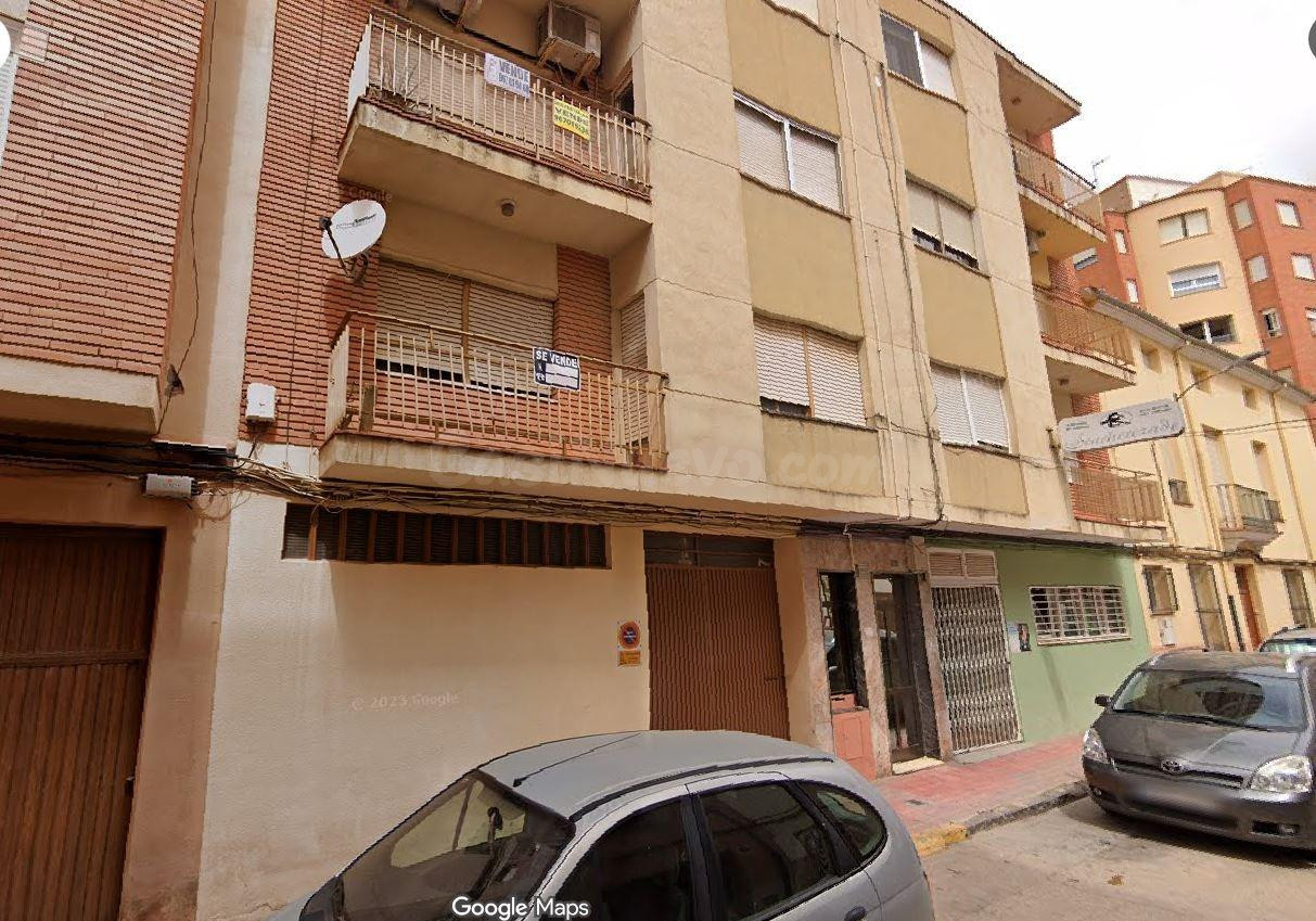 SE VENDE inmueble ALQUILADO en Almansa - foto 5