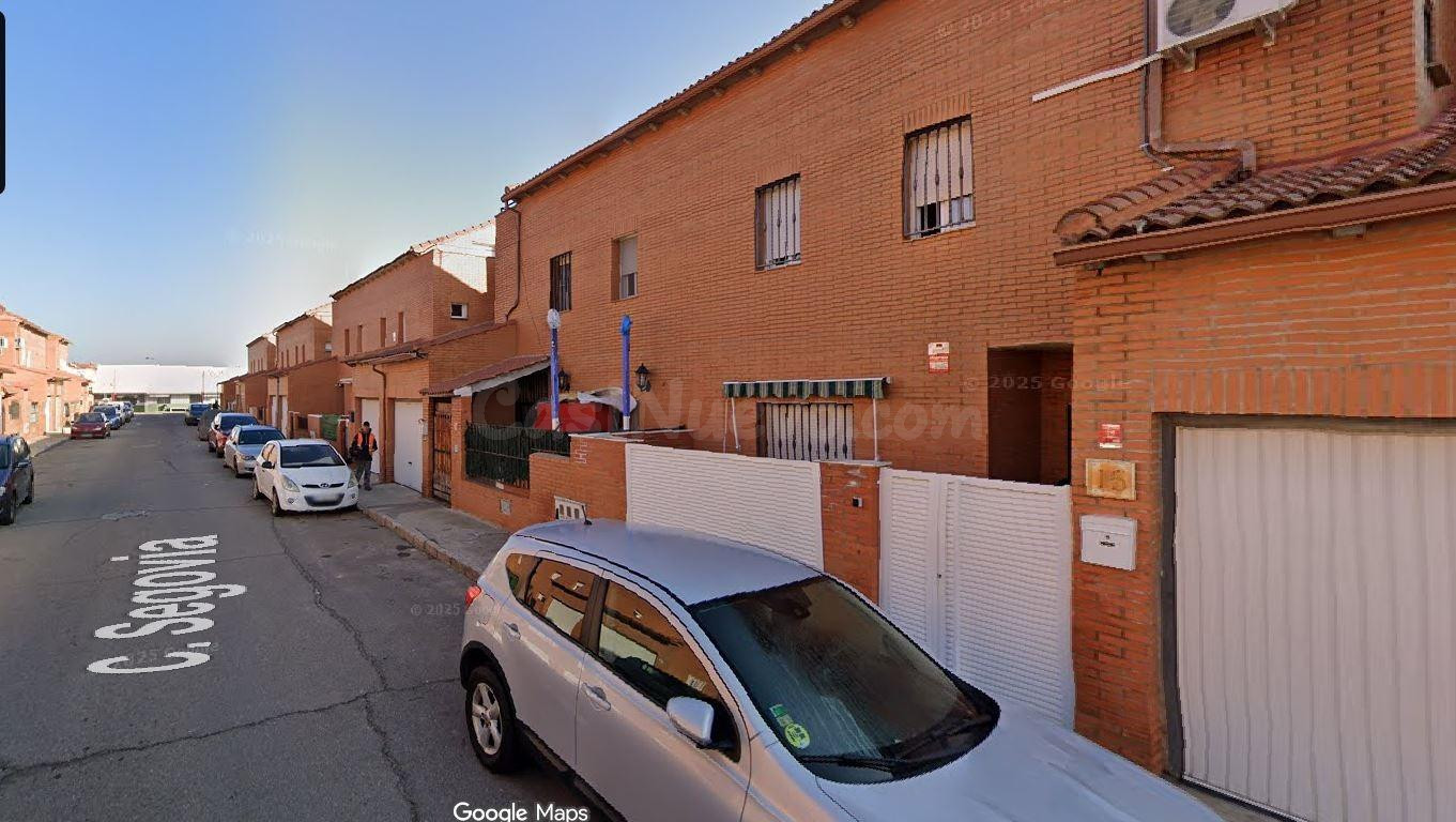 SE VENDE inmueble ALQUILADO en Chozas de Canales - foto 2