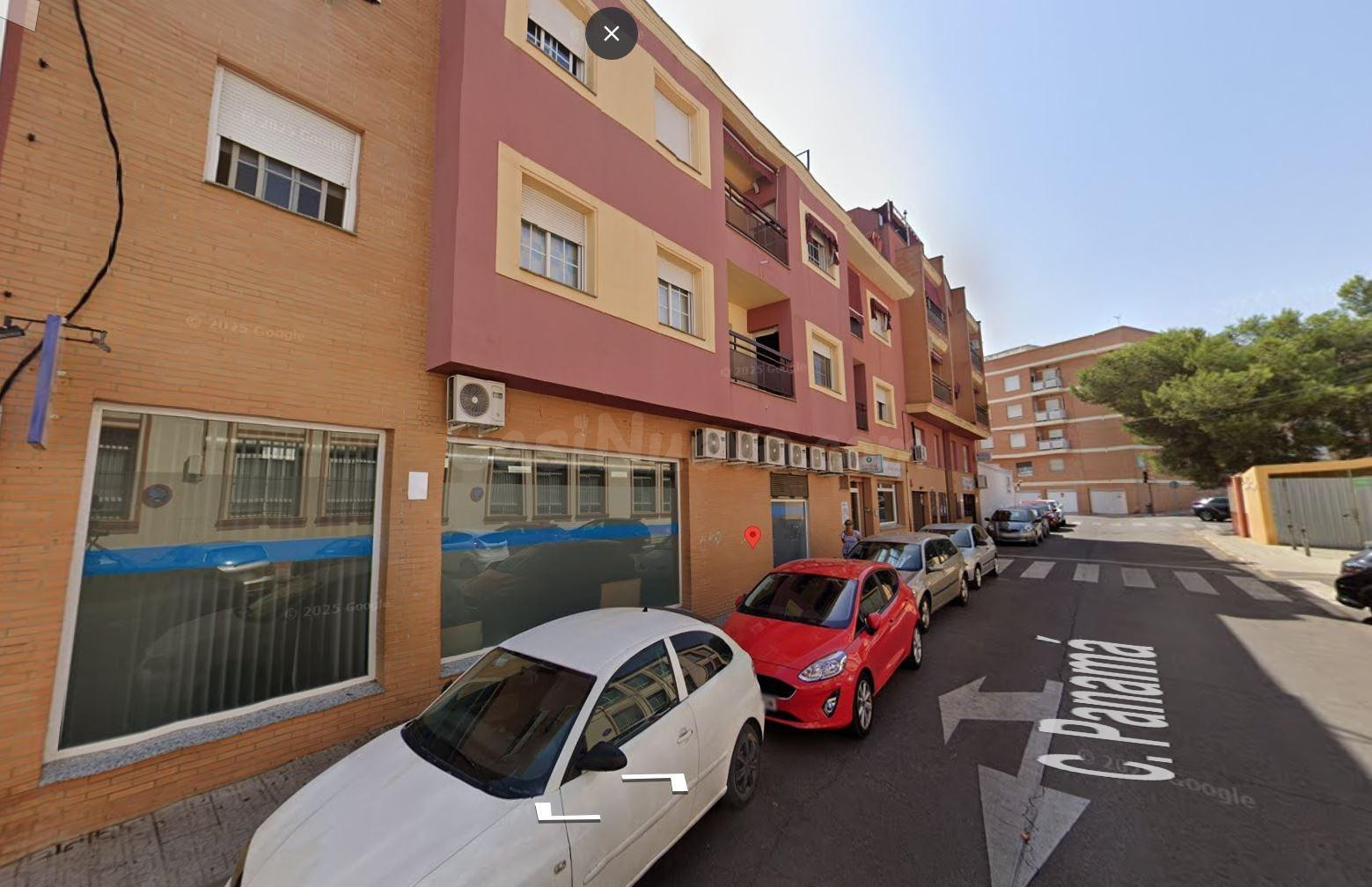 SE VENDE inmueble ALQUILADO en Almendralejo - foto 3