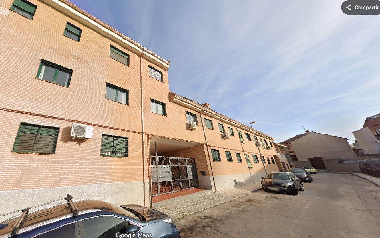 SE VENDE inmueble ALQUILADO en Valmojado - foto 4