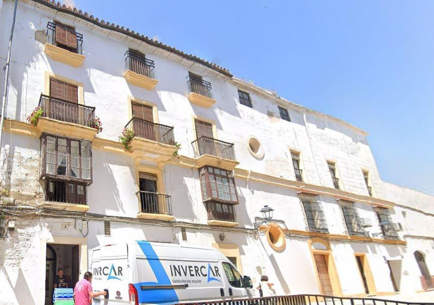 SE VENDE inmueble ALQUILADO en Jerez de la Frontera - foto 2