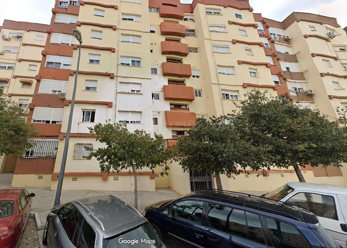 SE VENDE inmueble ALQUILADO en San Fernando - foto 2